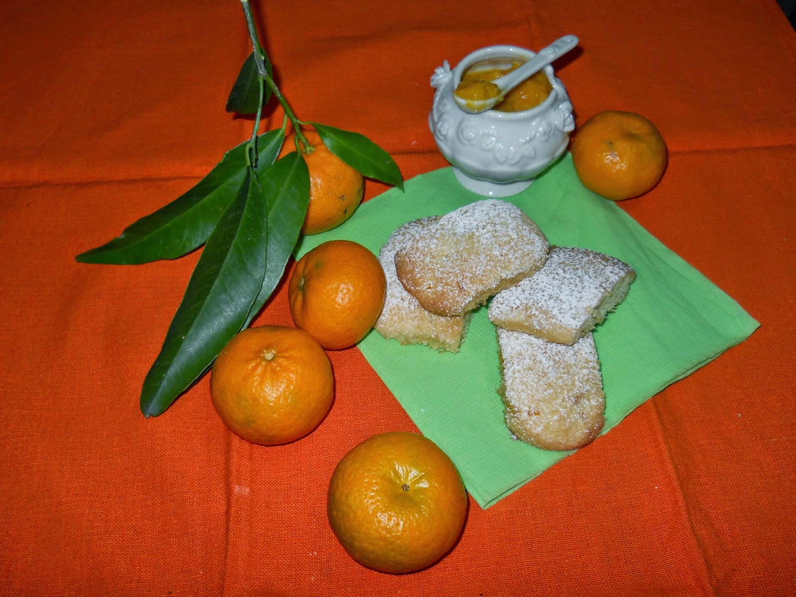 BISCOTTI ALLO ZUCCHERO DI CANNA E MANDARINO COMUNE