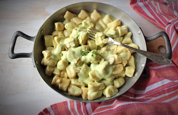 gnocchi di ricotta e zucchine