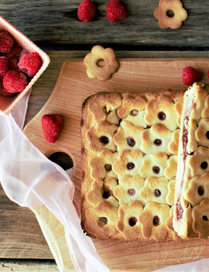 CROSTATA ALLA CREMA CON MARMELLATA DI LAMPONI