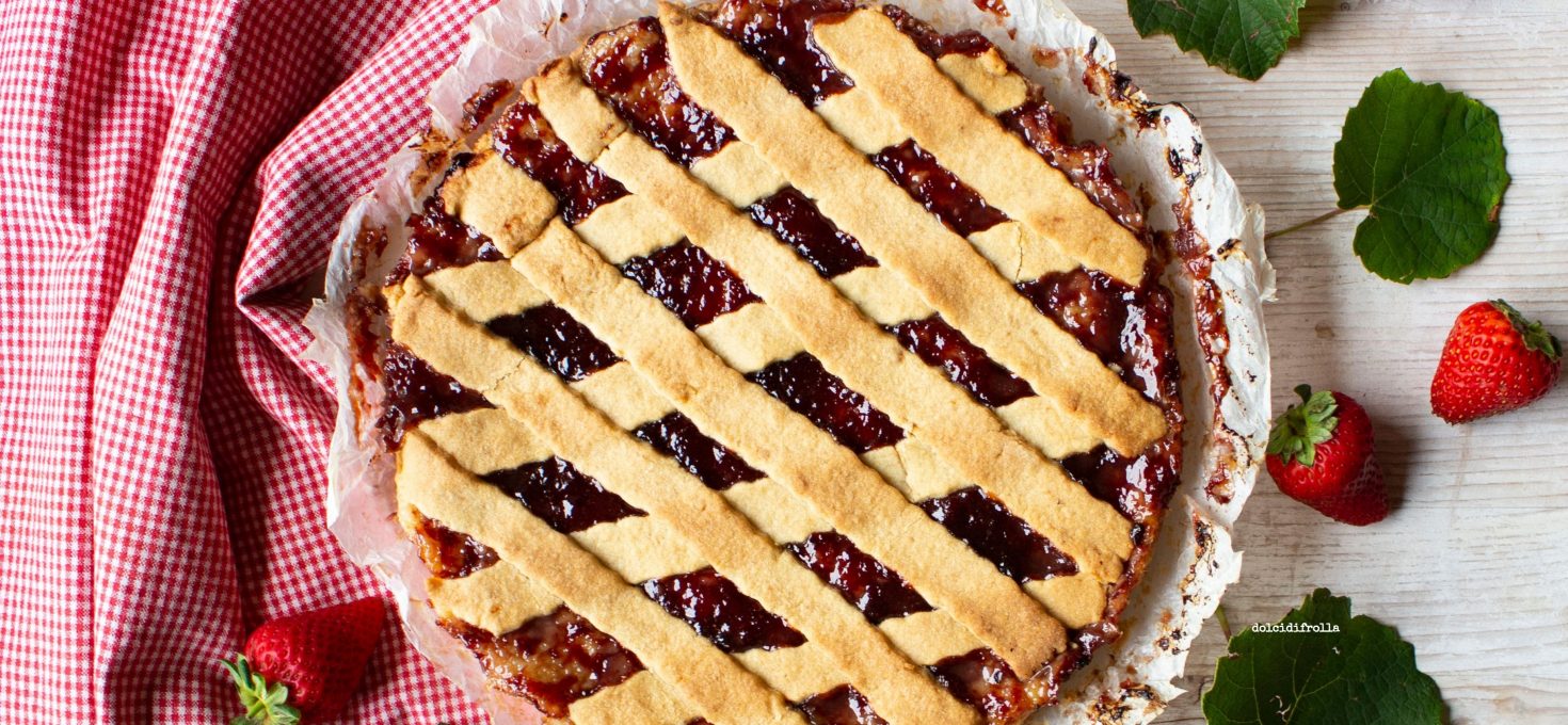 CROSTATA CON CREMA E CONFETTURA DI FRAGOLE