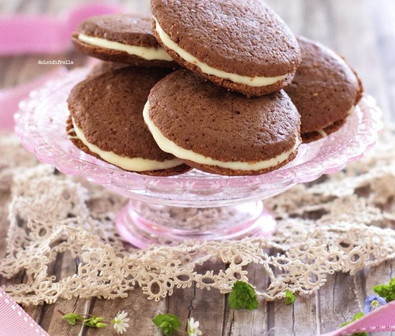 BISCOTTI AL CACAO E CIOCCOLATO BIANCO