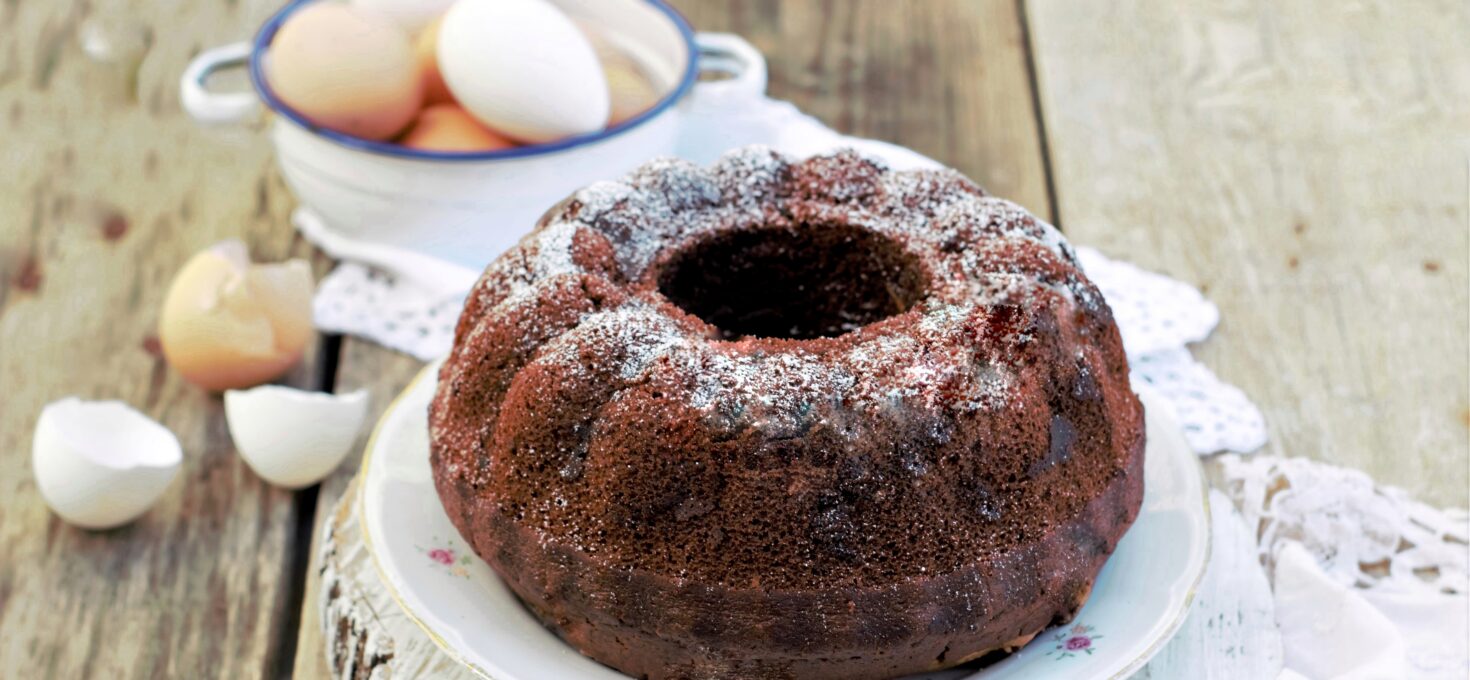 CIAMBELLA AL CACAO VARIEGATA ALLA NOCCIOLA