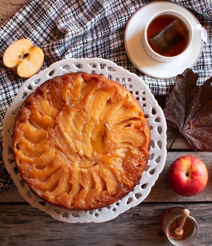 TORTA ROVESCIATA DI MELE E MIELE