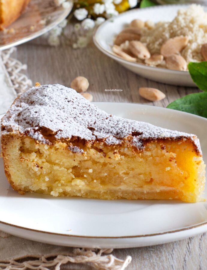 TORTA ALLE MANDORLE CON CREMA AL LIMONE