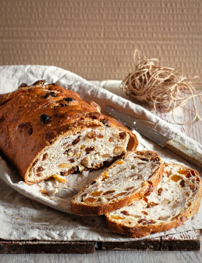 PANE DOLCE ALLA FRUTTA SECCA