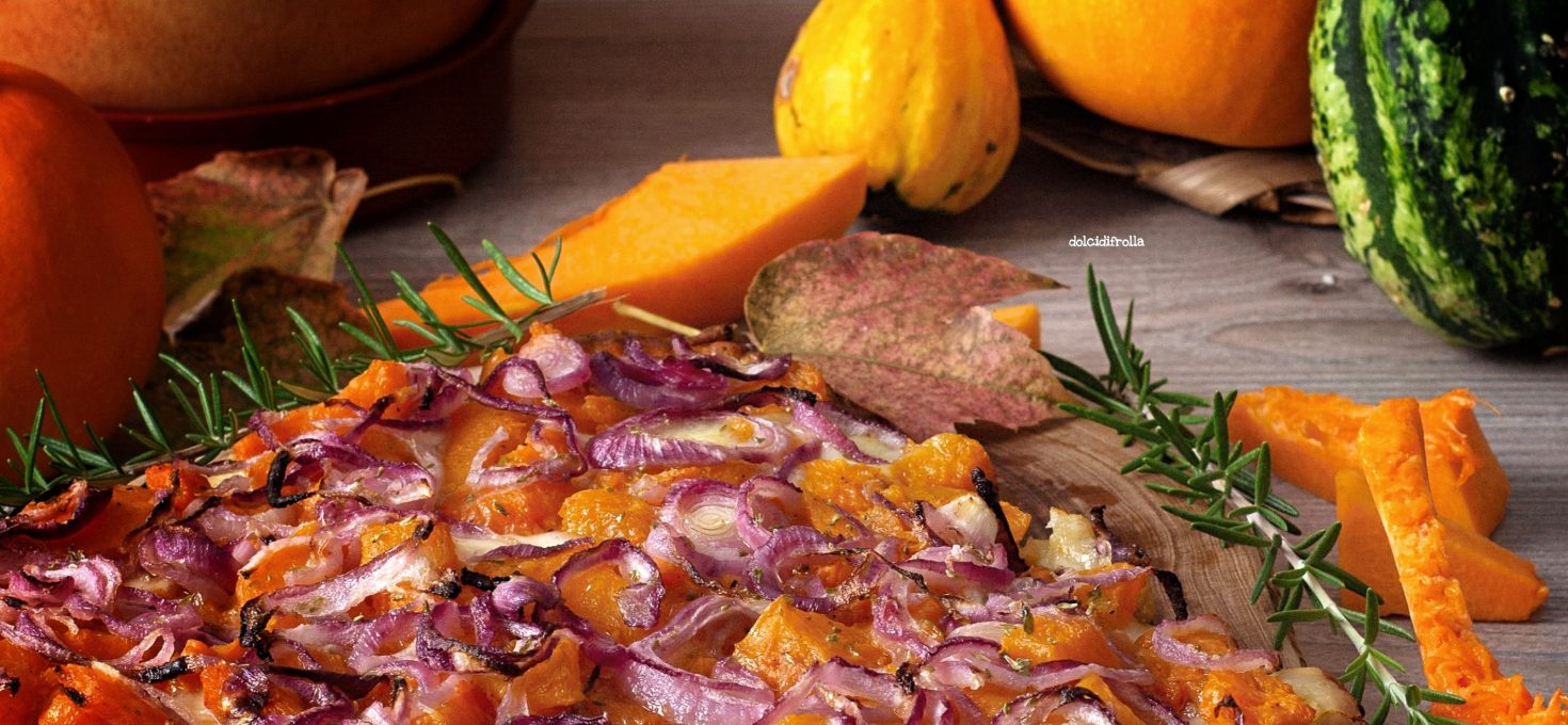 FOCACCIA CON ZUCCA E CIPOLLA