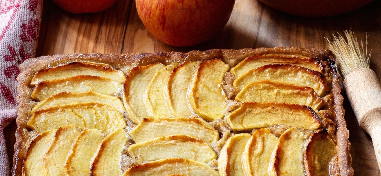 CROSTATA ALLE MELE CON FRANGIPANE ALLE NOCCIOLE