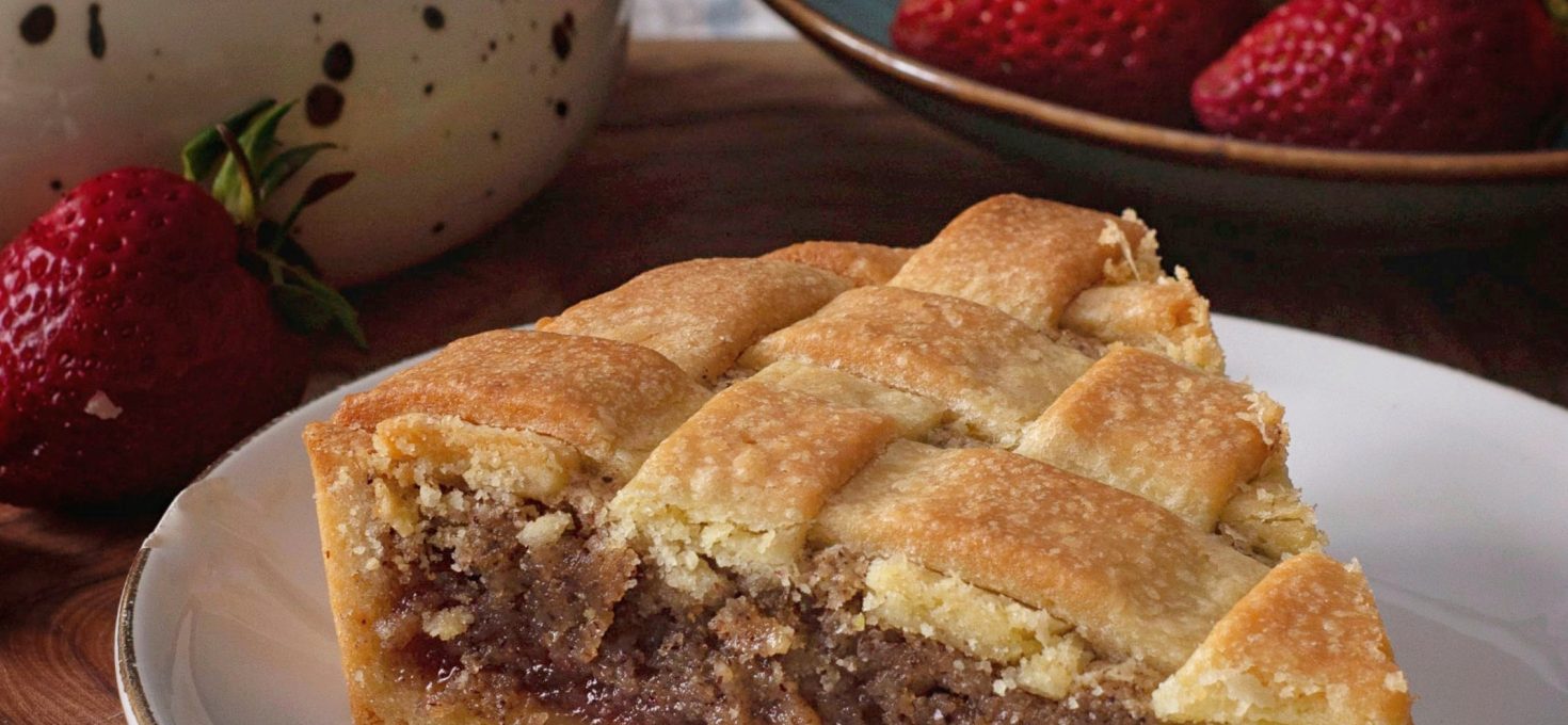 CROSTATA CON CONFETTURA DI FRAGOLE E CREMA FRANGIPANE