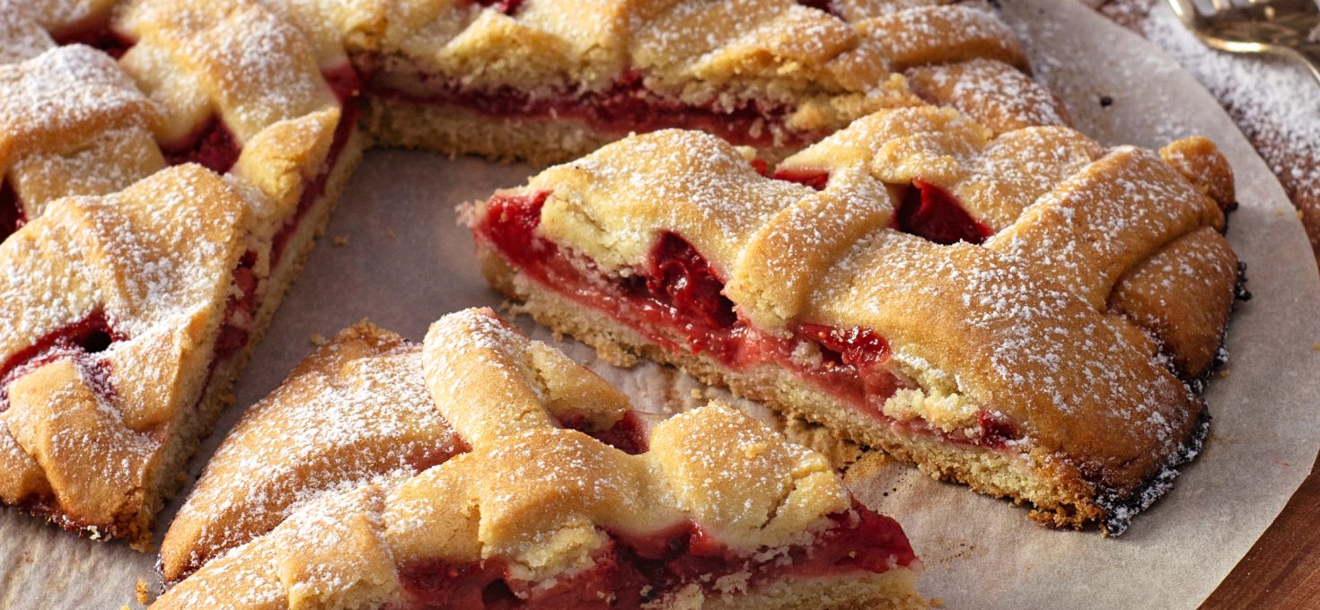 CROSTATA ALLE FRAGOLE SENZA STAMPO