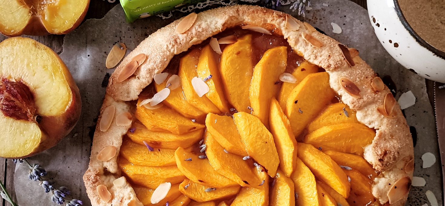 GALETTE ALLE PESCHE E LAVANDA